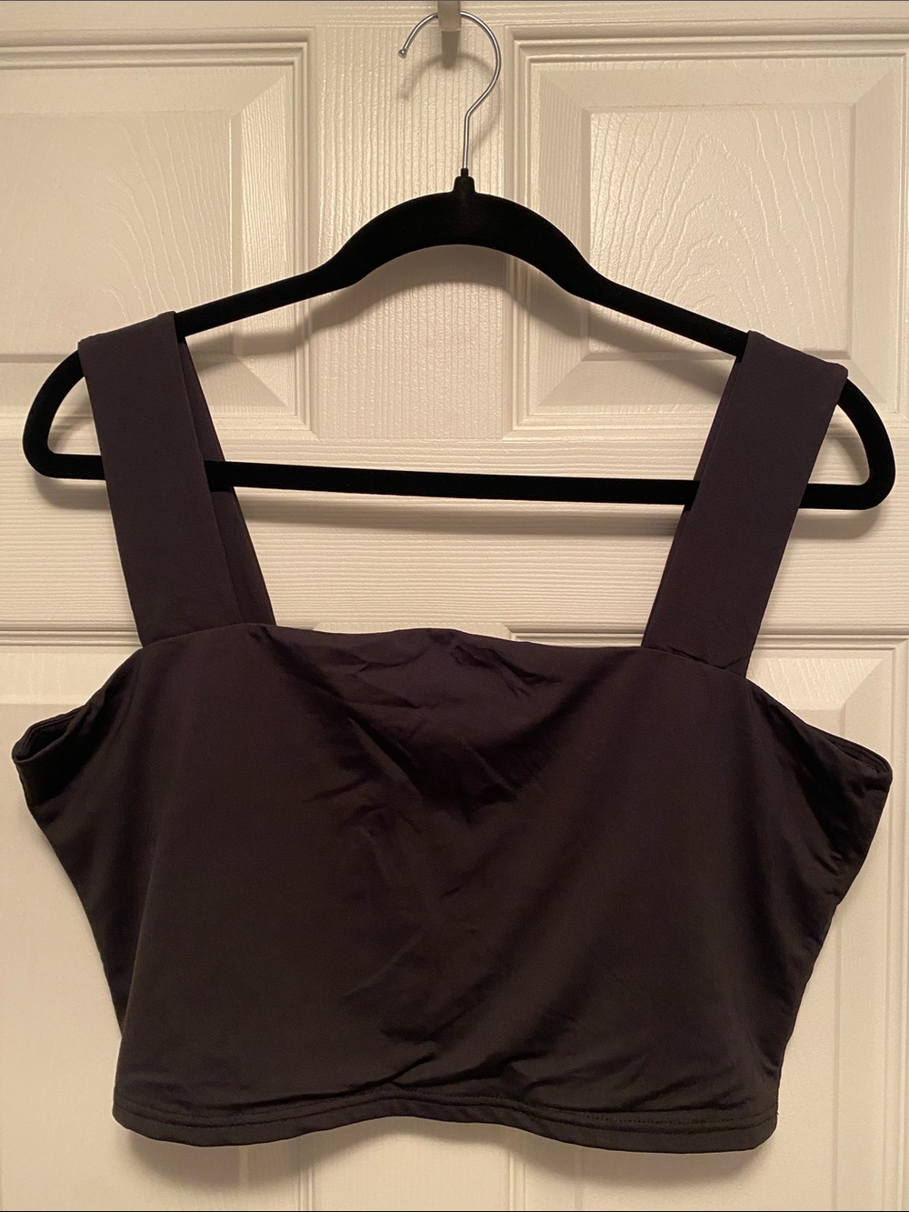 Black Crop Tank Top with Wide Straps…size XL